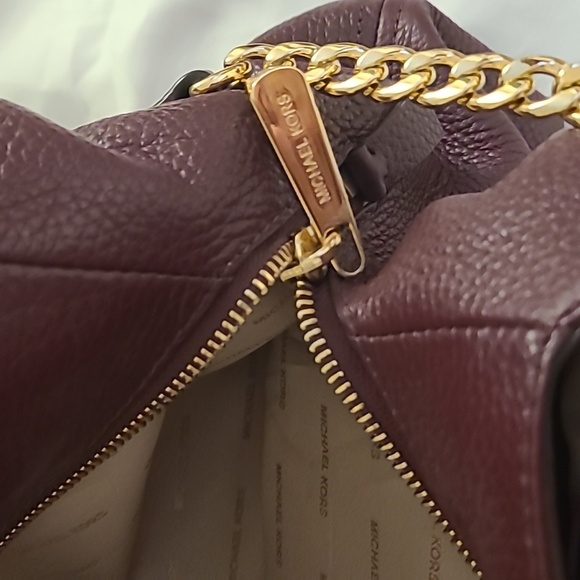 Michael Kors Plum Leather Shoulder Bag with Gold Accents - Picture 3 of 9